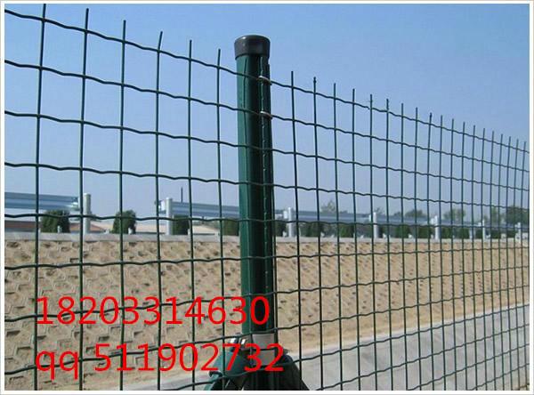 供应养殖护栏网山西养殖专用围栏网坚固围栏网直销