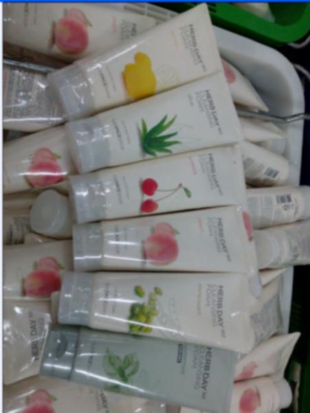 供应用于洗面奶的菲诗小铺洗面奶低价批发-韩国化妆