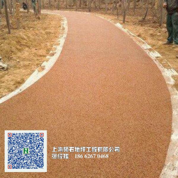 供应华南地区透水地坪彩色排水混凝土路面雨季路面不再积水凝胶料