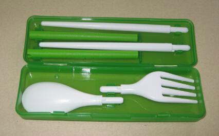 供应儿童塑料餐具 环保儿童塑料叉子 便携叉子