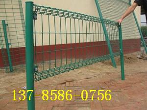 供应双圈护栏网、市政绿化装饰网、美化隔离网、绿地围栏网、浸塑护栏