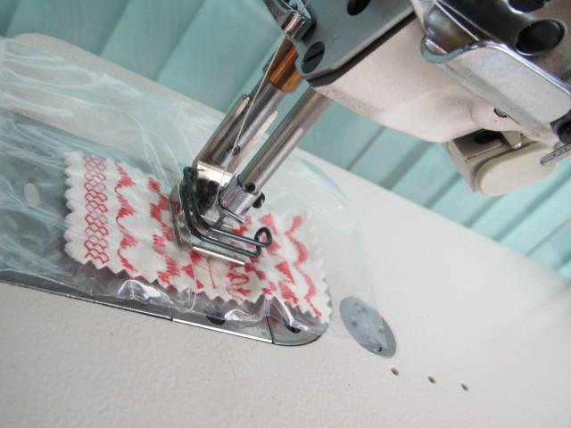 供应用于缝纫设备的电脑300种花样拼缝机 皮具缝纫机