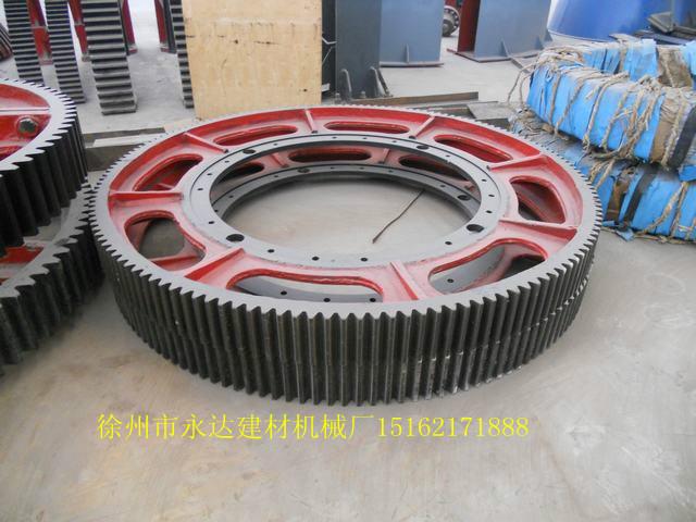 为黑龙江客户设计1.8米烘干机齿轮