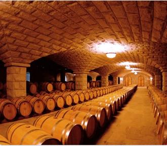 供应里韦萨尔特甜白葡萄酒法国红酒进出口手续办理进口清关流程图片