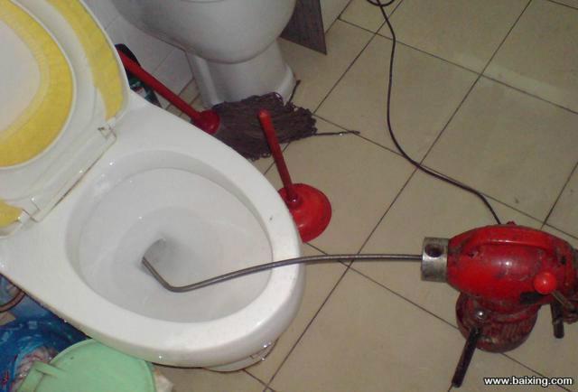 供应广州市专业疏通厕所清理化粪池图片
